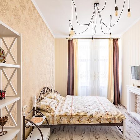 Medova Lägenhet Lviv Exteriör bild