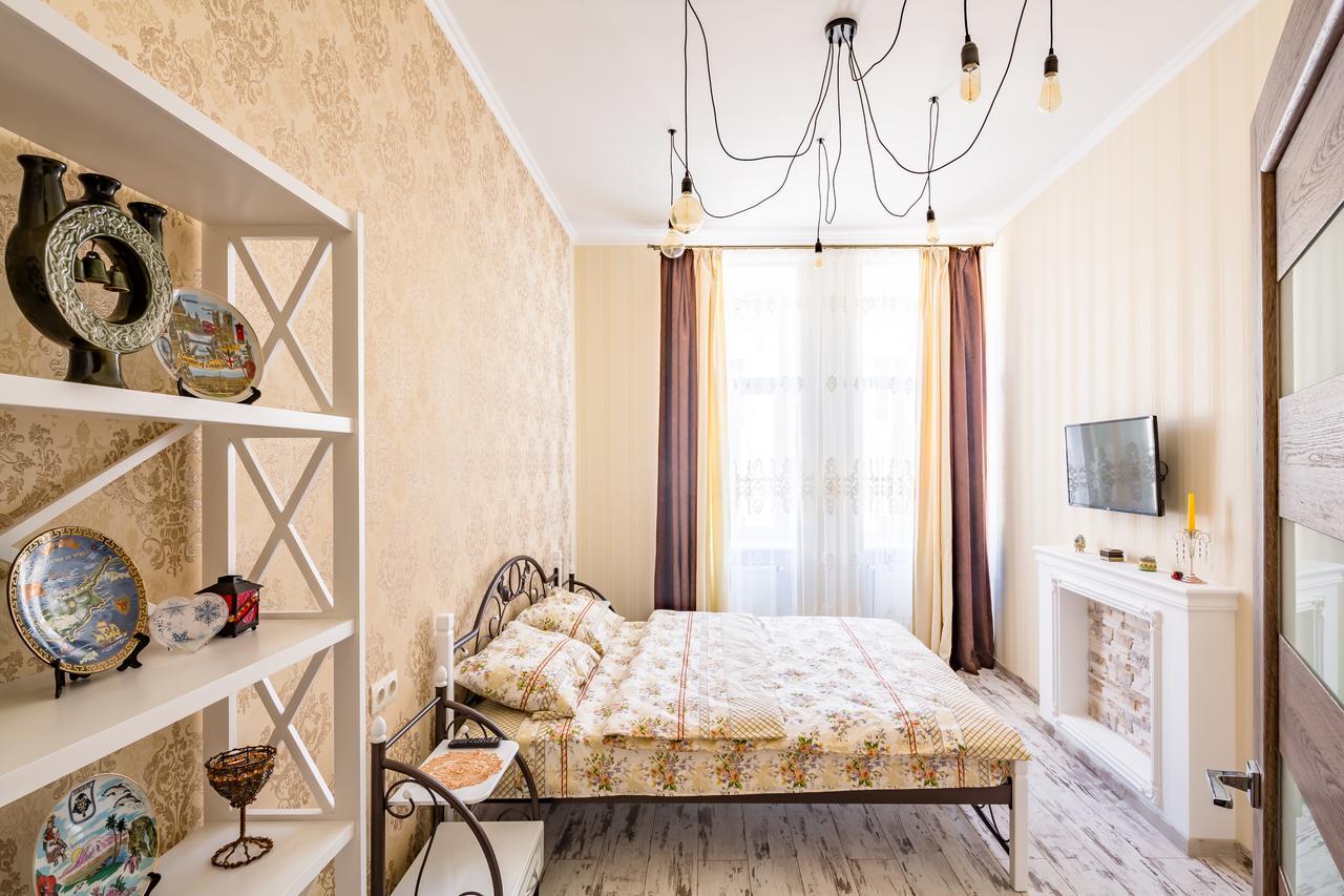 Medova Lägenhet Lviv Exteriör bild